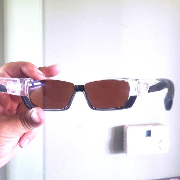 Costa Del Mar Tuna Alley 580G Glass Polarized Sunglasses  Costa Del Mar Tuna Alley 580G Glass Lens